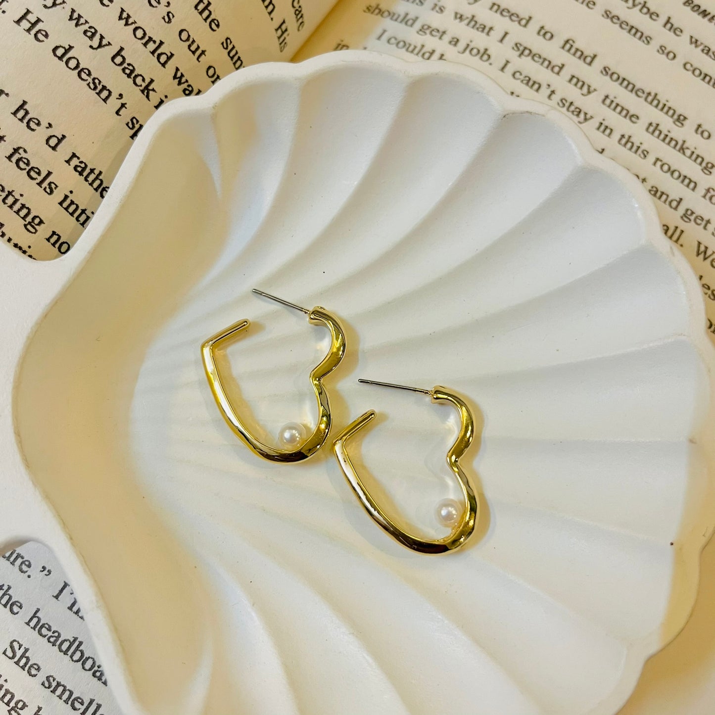 Pearl Heart Earrings