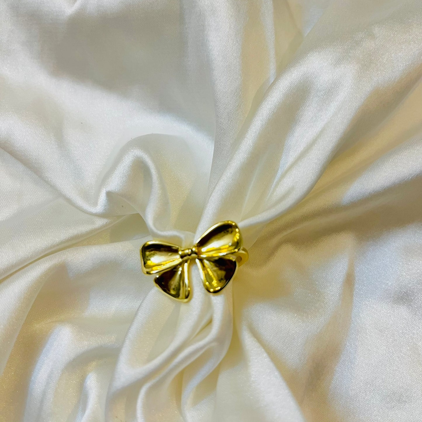 Statement Bow Ring