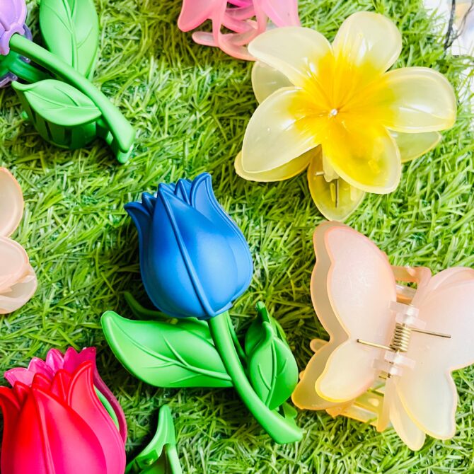Tulip clutcher - Image 3