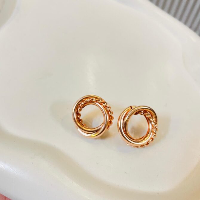 Chunky Rosegold Earrings - Image 3