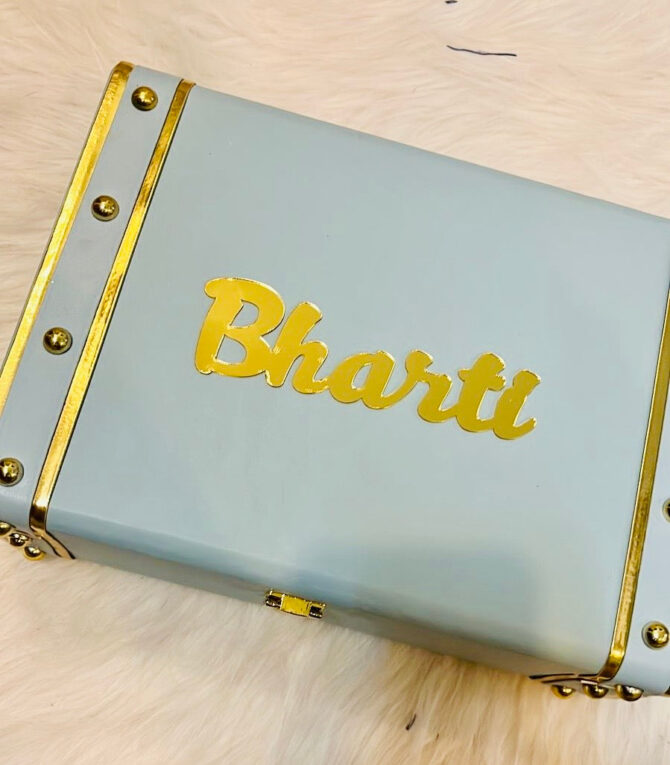 Premium Bridesmaid Hamper with Name - Image 4