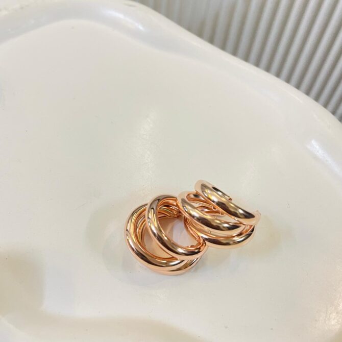 Chunky Rosegold Earrings - Image 4