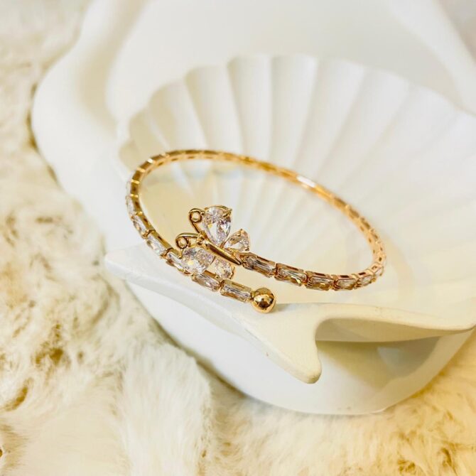 Luxure Butterfly Bracelet - Image 3