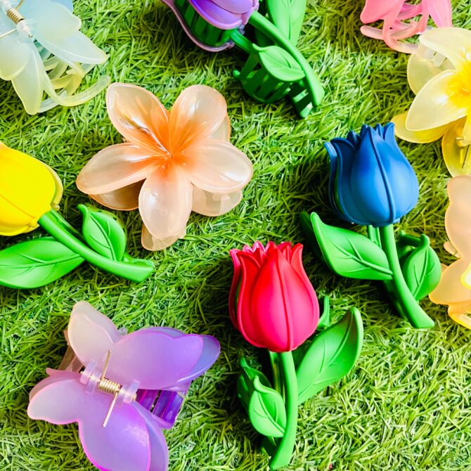 Tulip clutcher - Image 2