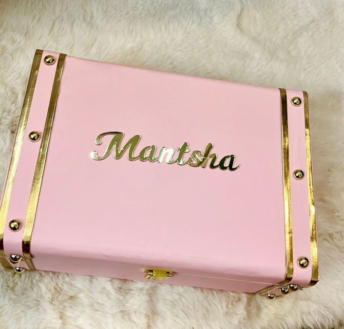 Premium Bridesmaid Hamper with Name - Image 2