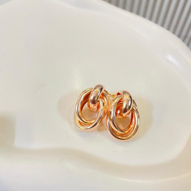 Chunky Rosegold Earrings - Image 6