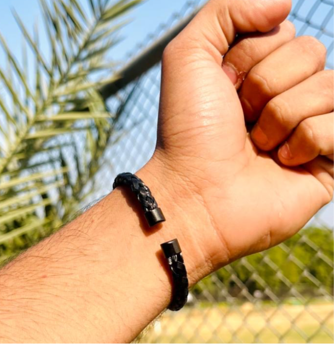 Timeless Unisex Bracelet - Image 2