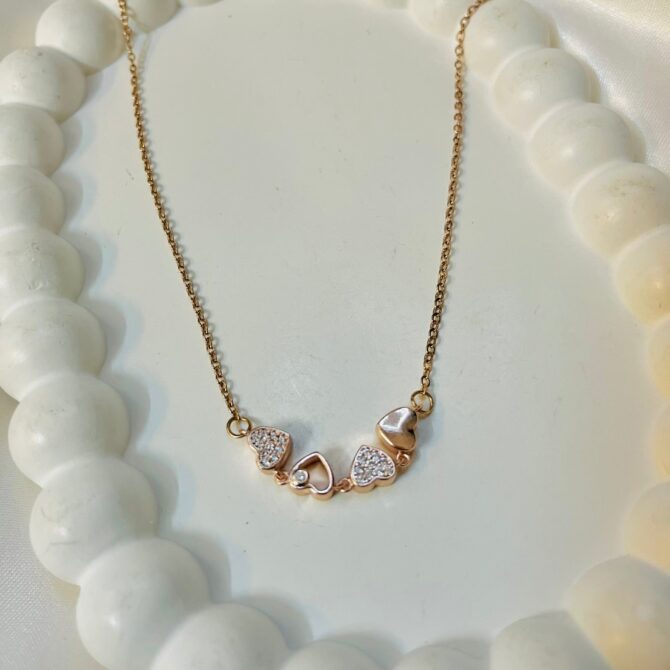 Magnetic 2 in 1 Clover Pendant - Image 2