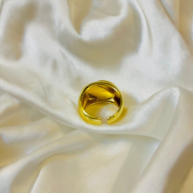 Statement Majestic Ring - Image 3
