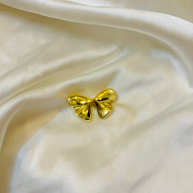 Statement Bow Ring - Image 4
